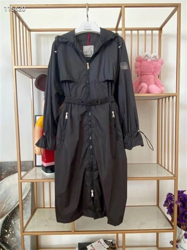 Moncler Jacket-011
